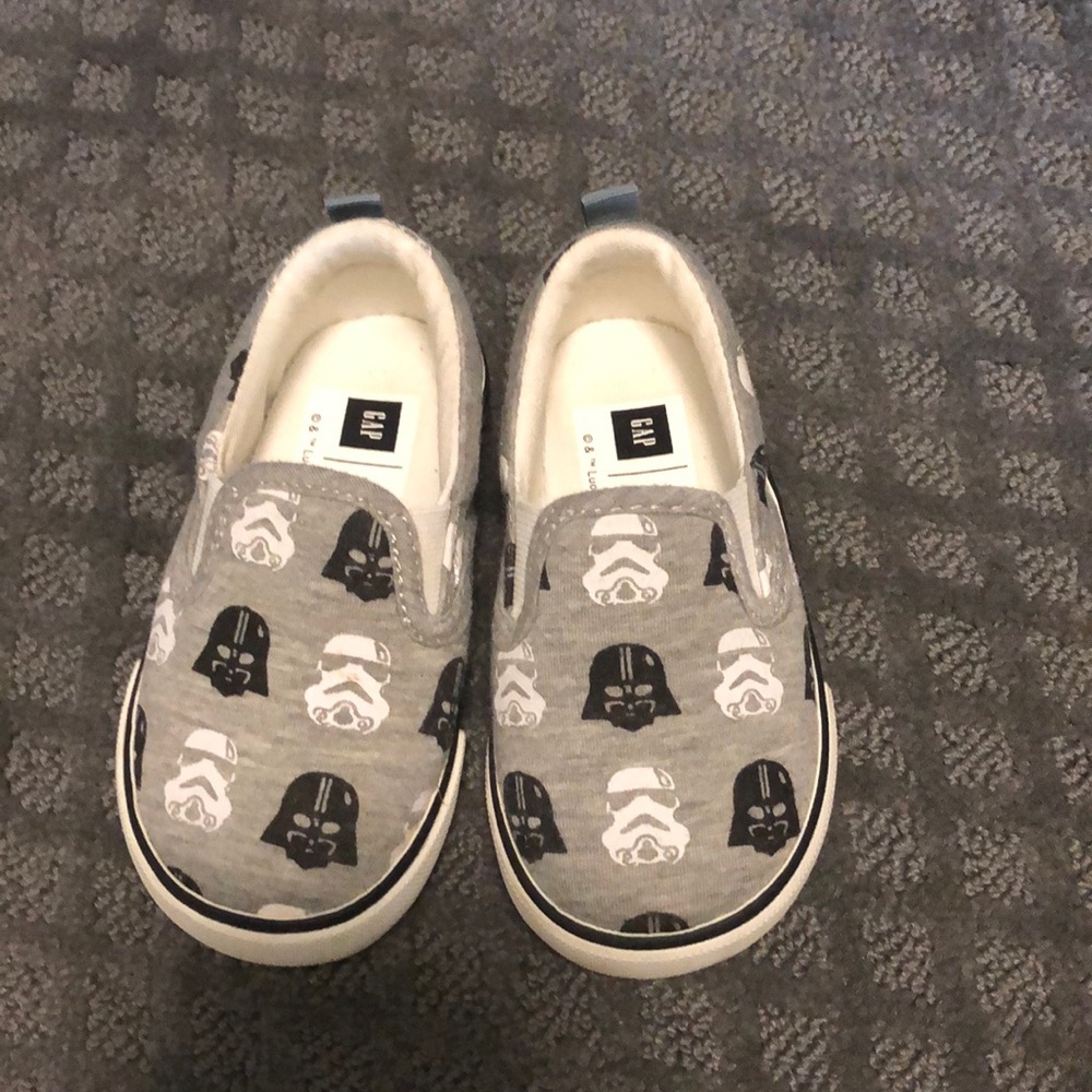 Gap star wars slip on sneakers